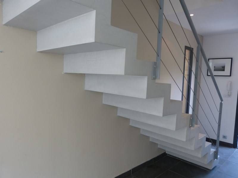 escalier-beton-cire